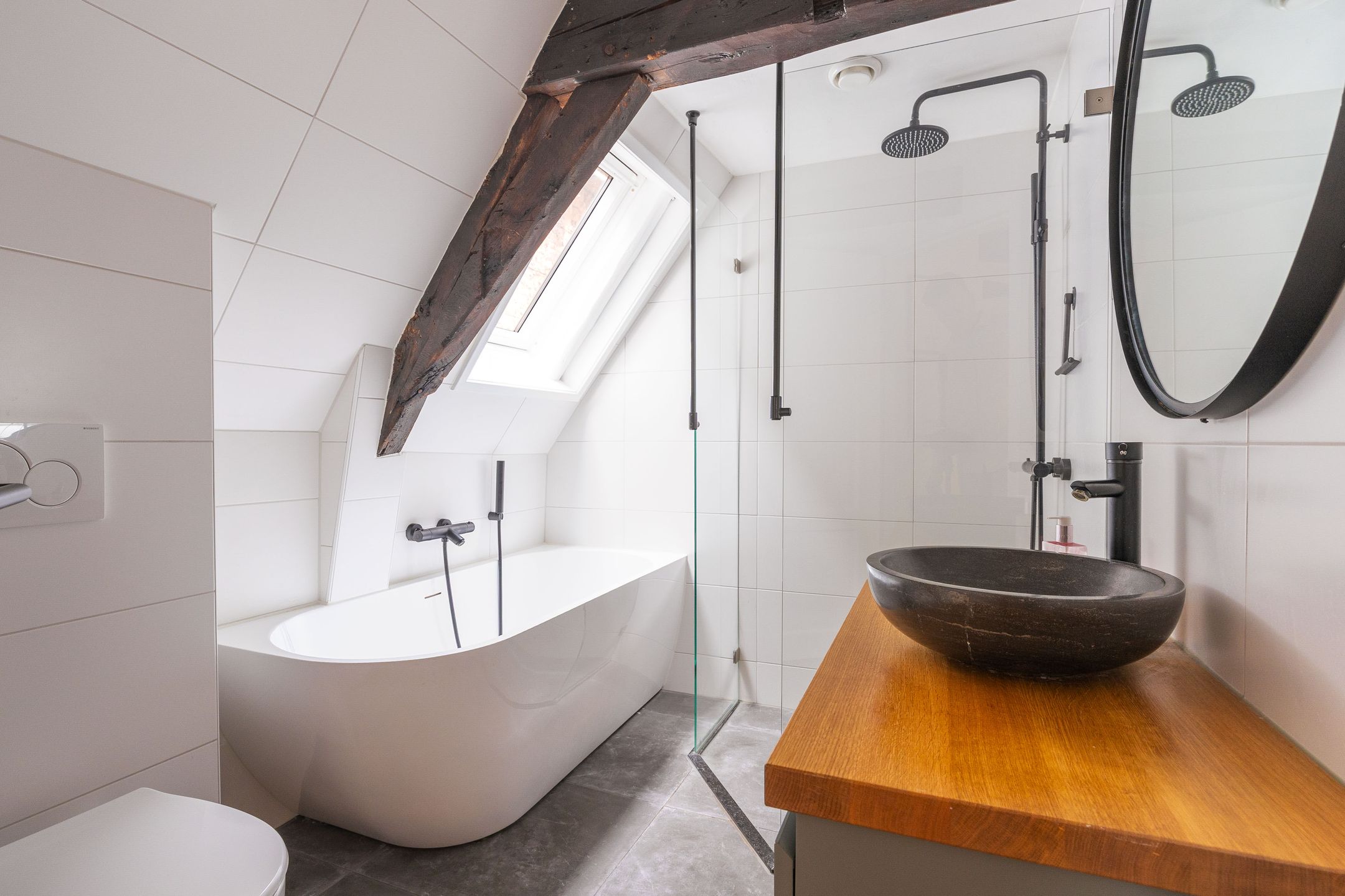 Unique Historic Townhouse in Heart of Hoorn City Center — 36