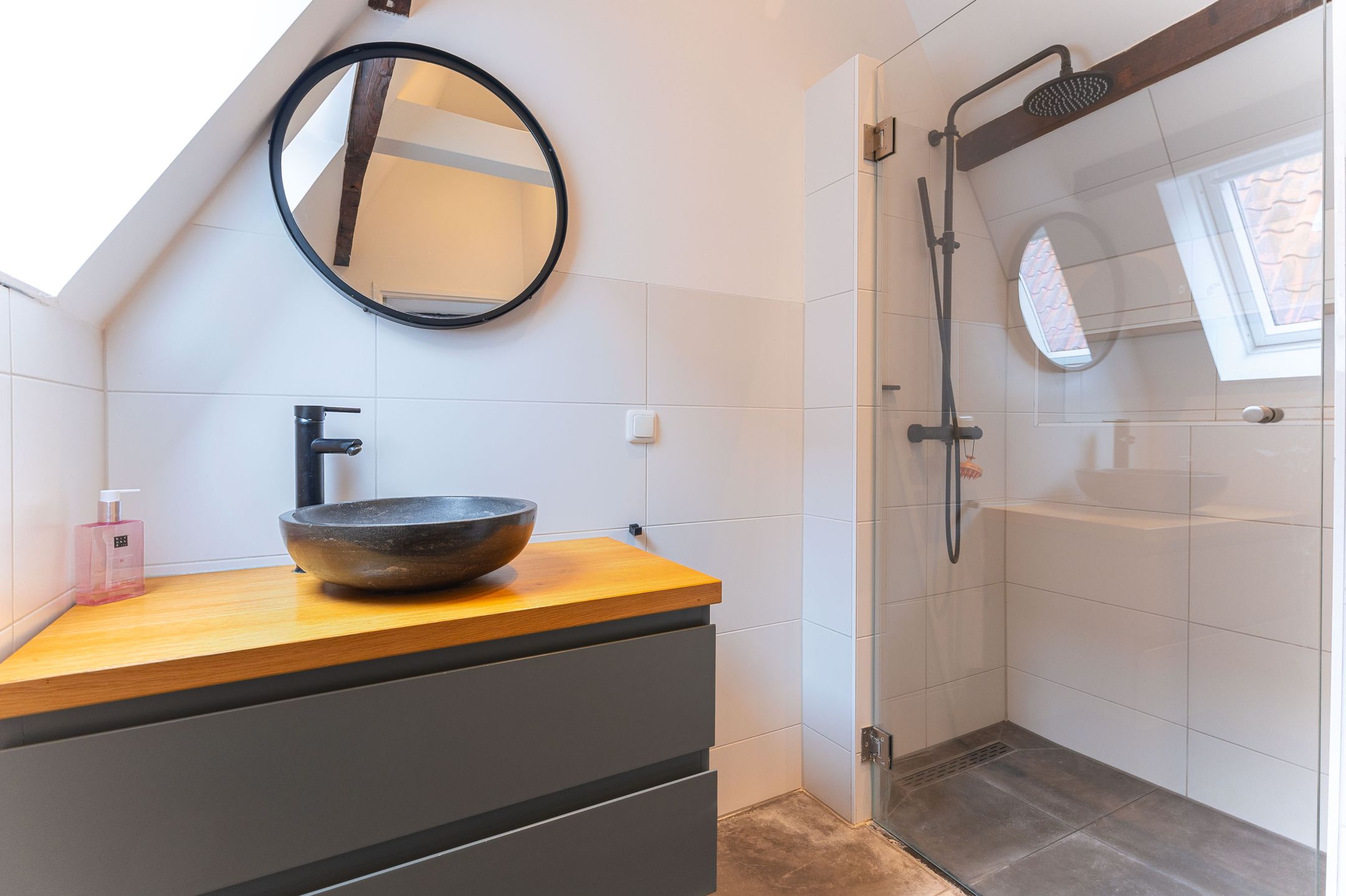 Unique Historic Townhouse in Heart of Hoorn City Center — 42