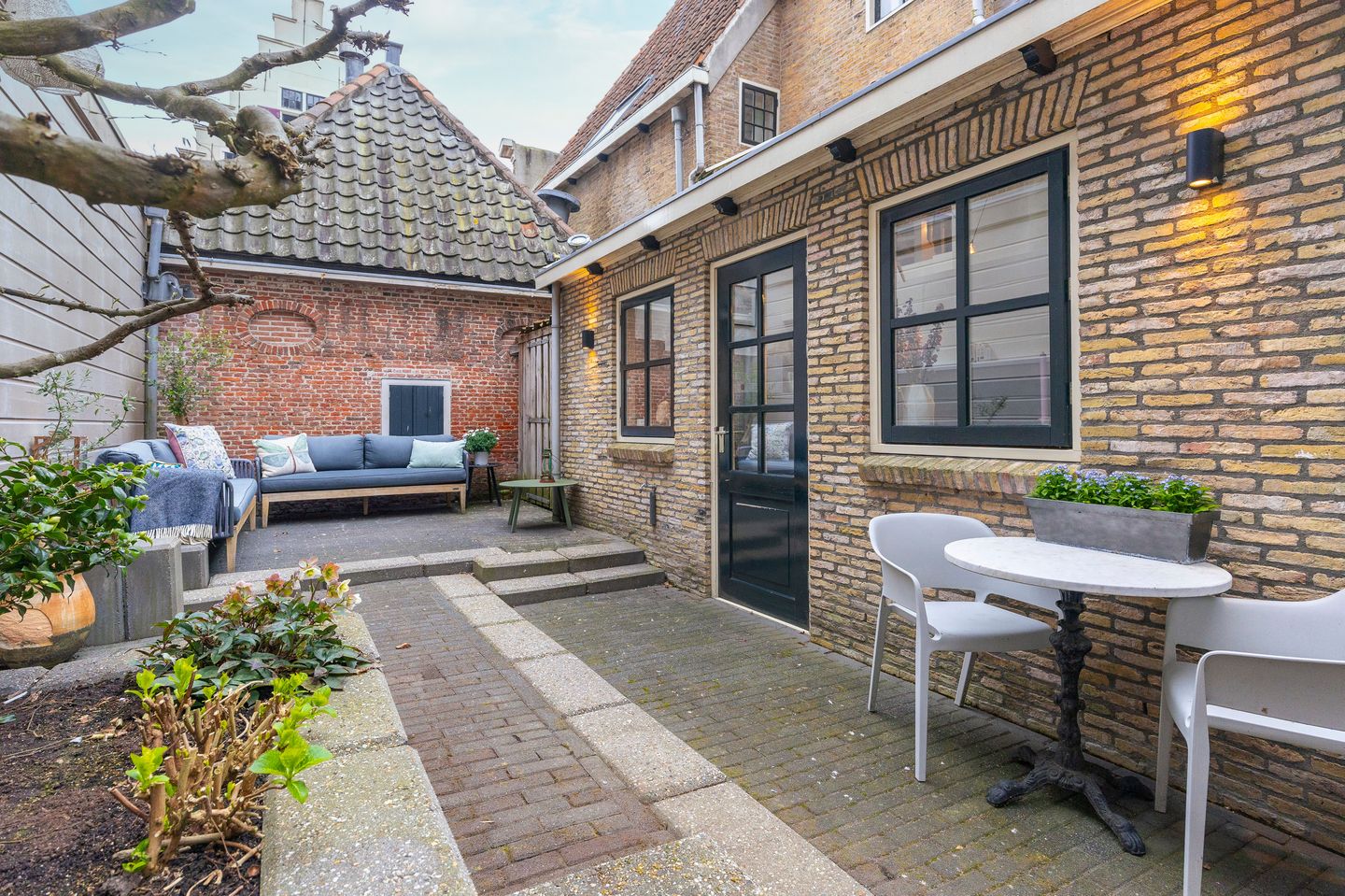 Unique Historic Townhouse in Heart of Hoorn City Center — 44
