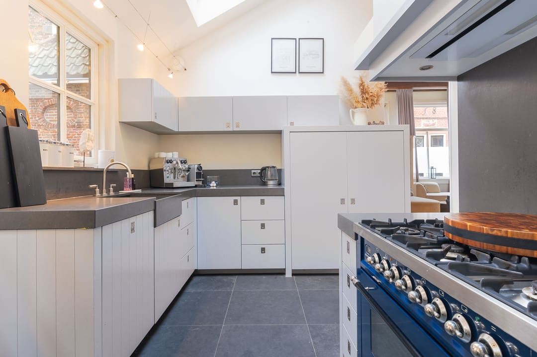 Unique Historic Townhouse in Heart of Hoorn City Center — 16