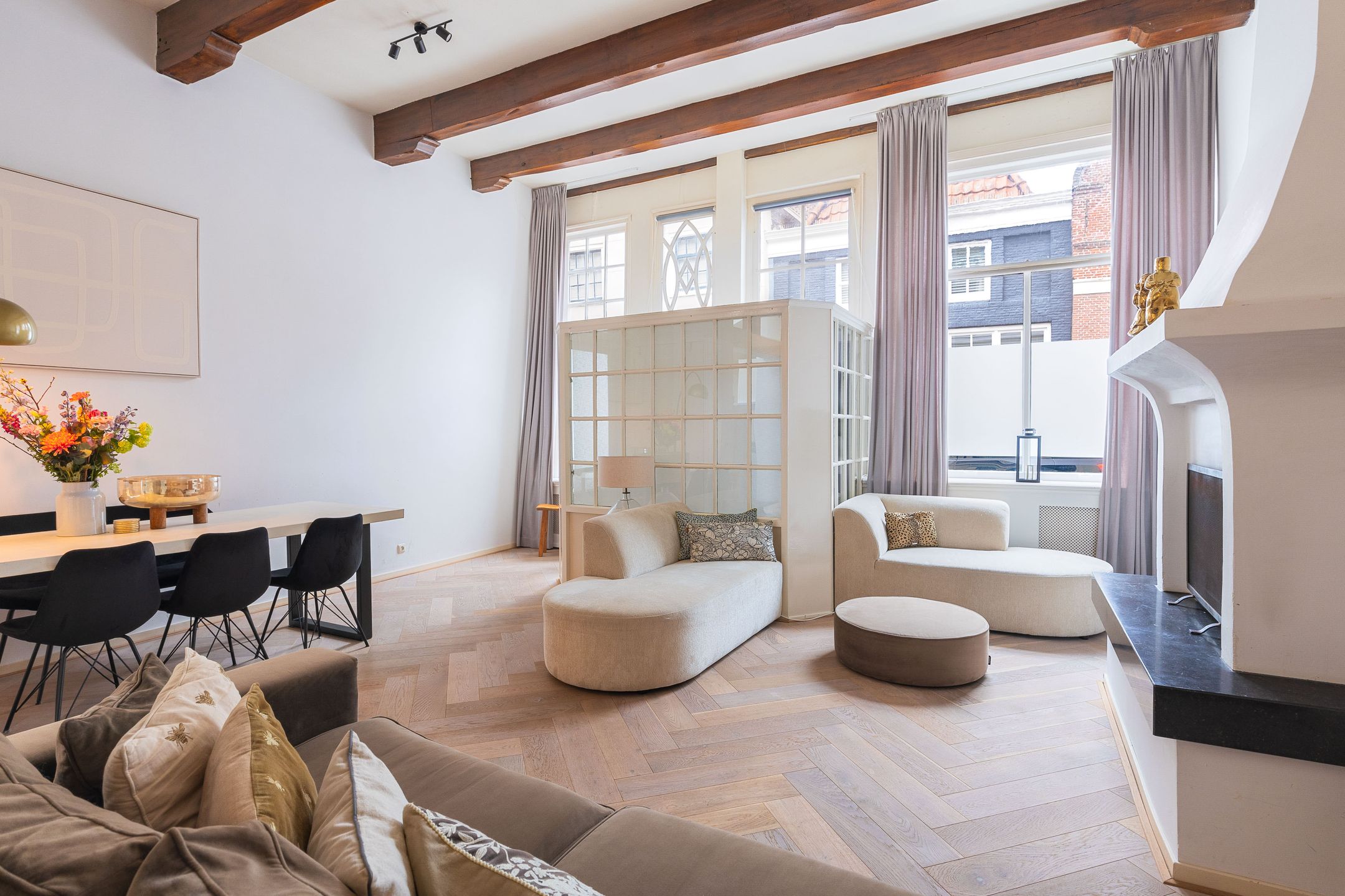 Unique Historic Townhouse in Heart of Hoorn City Center — 12