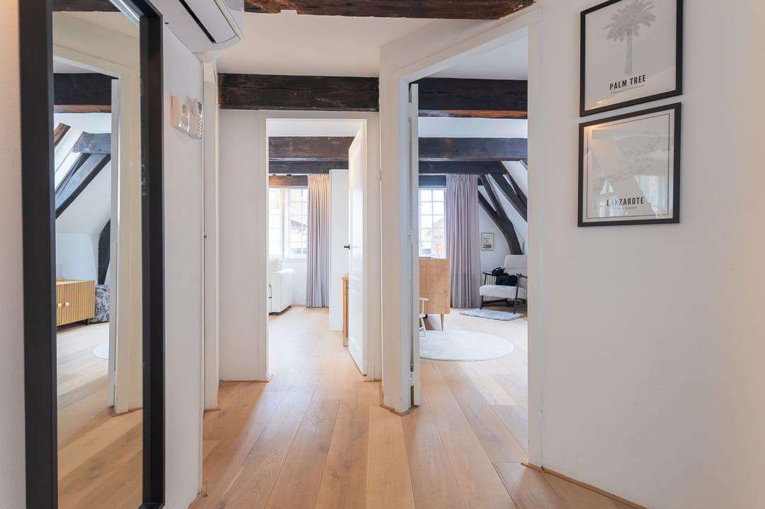 Unique Historic Townhouse in Heart of Hoorn City Center — 26