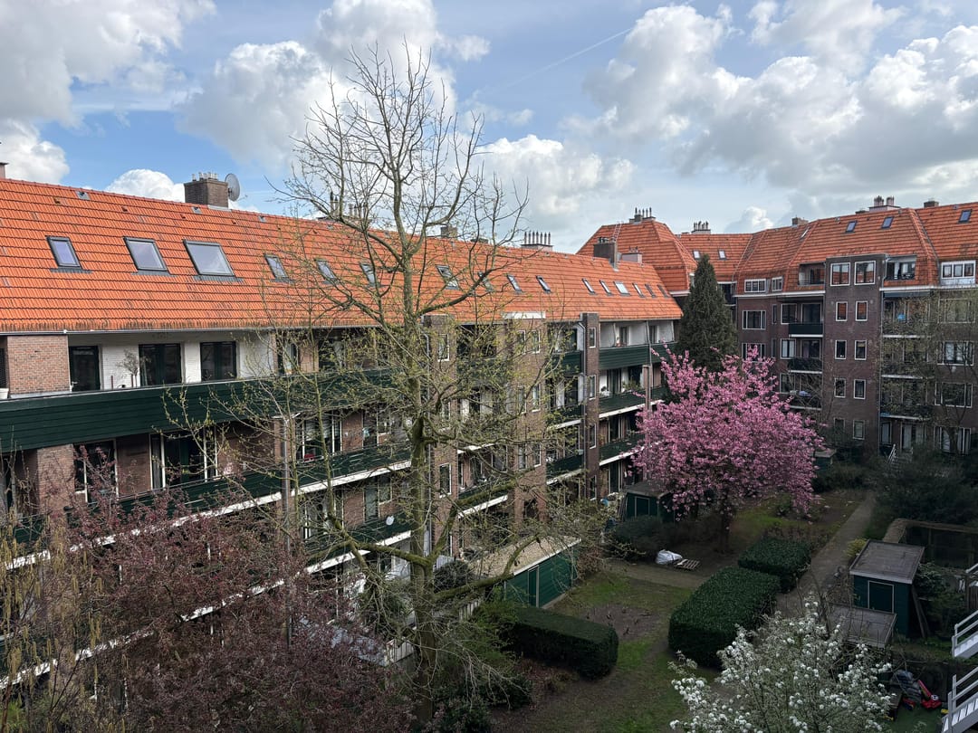 Photo 32 of Tweede Van der Helststraat 87-3