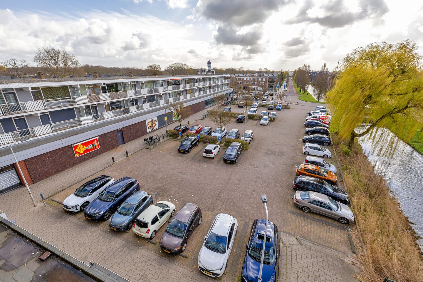 Photo 25 of van der Fuyckstraat 37