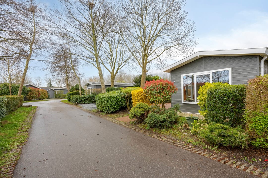 Photo 2 of Buitenhuizerweg 2-107