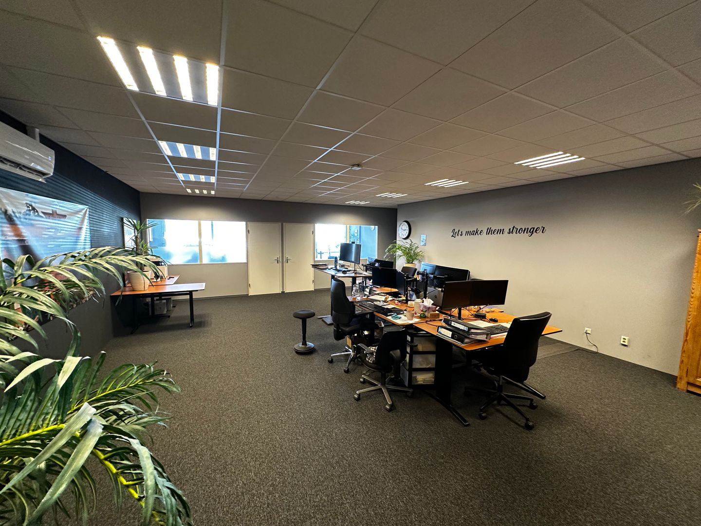 View photo 2 of Wageningselaan 50