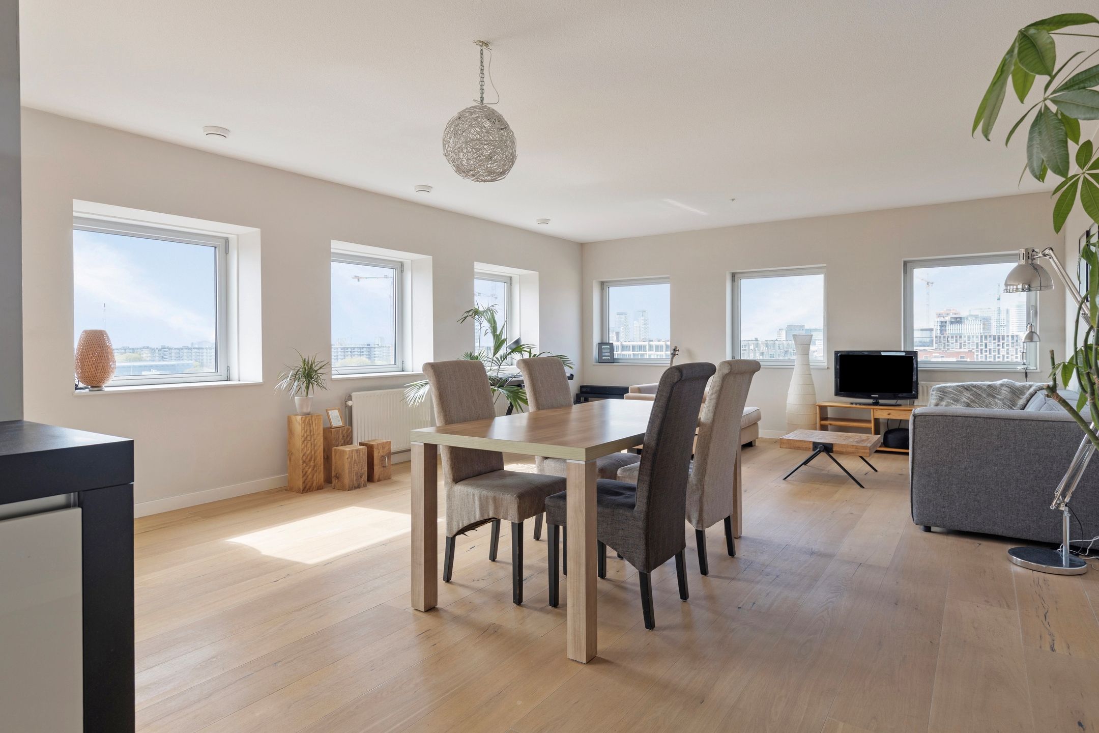 Foto 18 van Raoul Wallenbergstraat 173