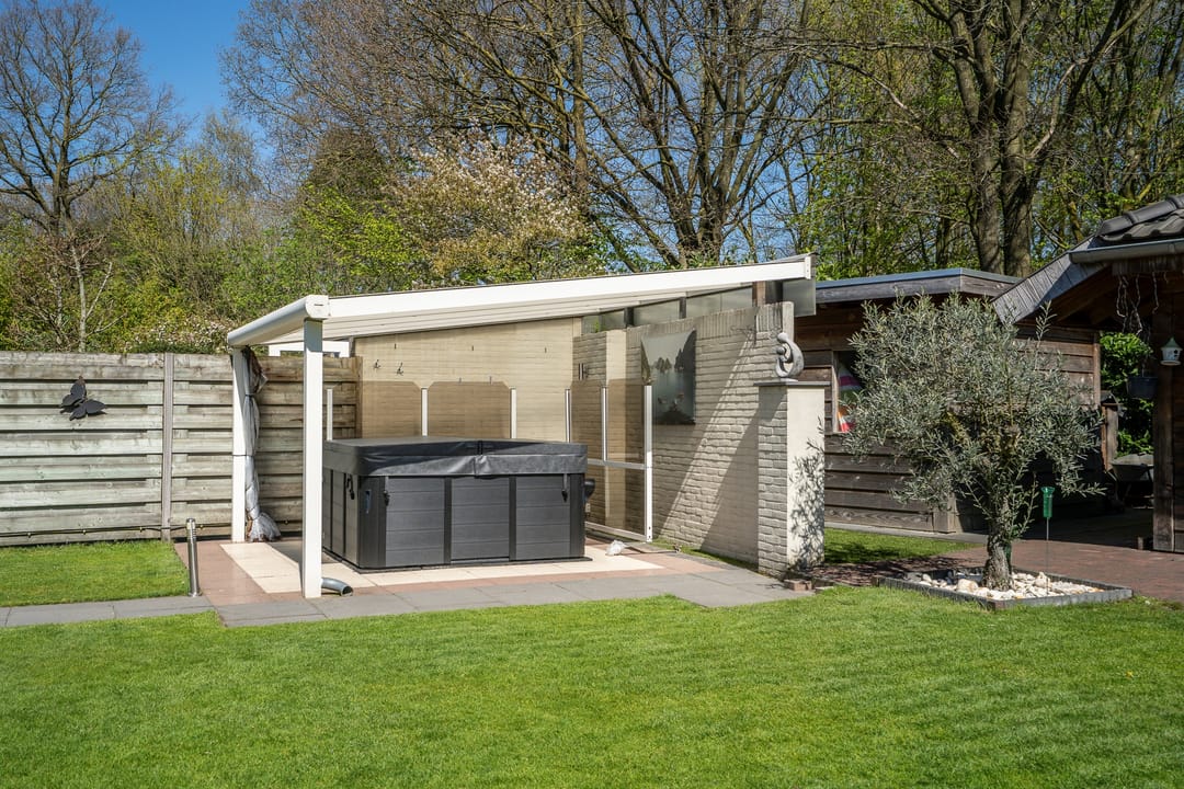 Photo 37 of Dissel 113