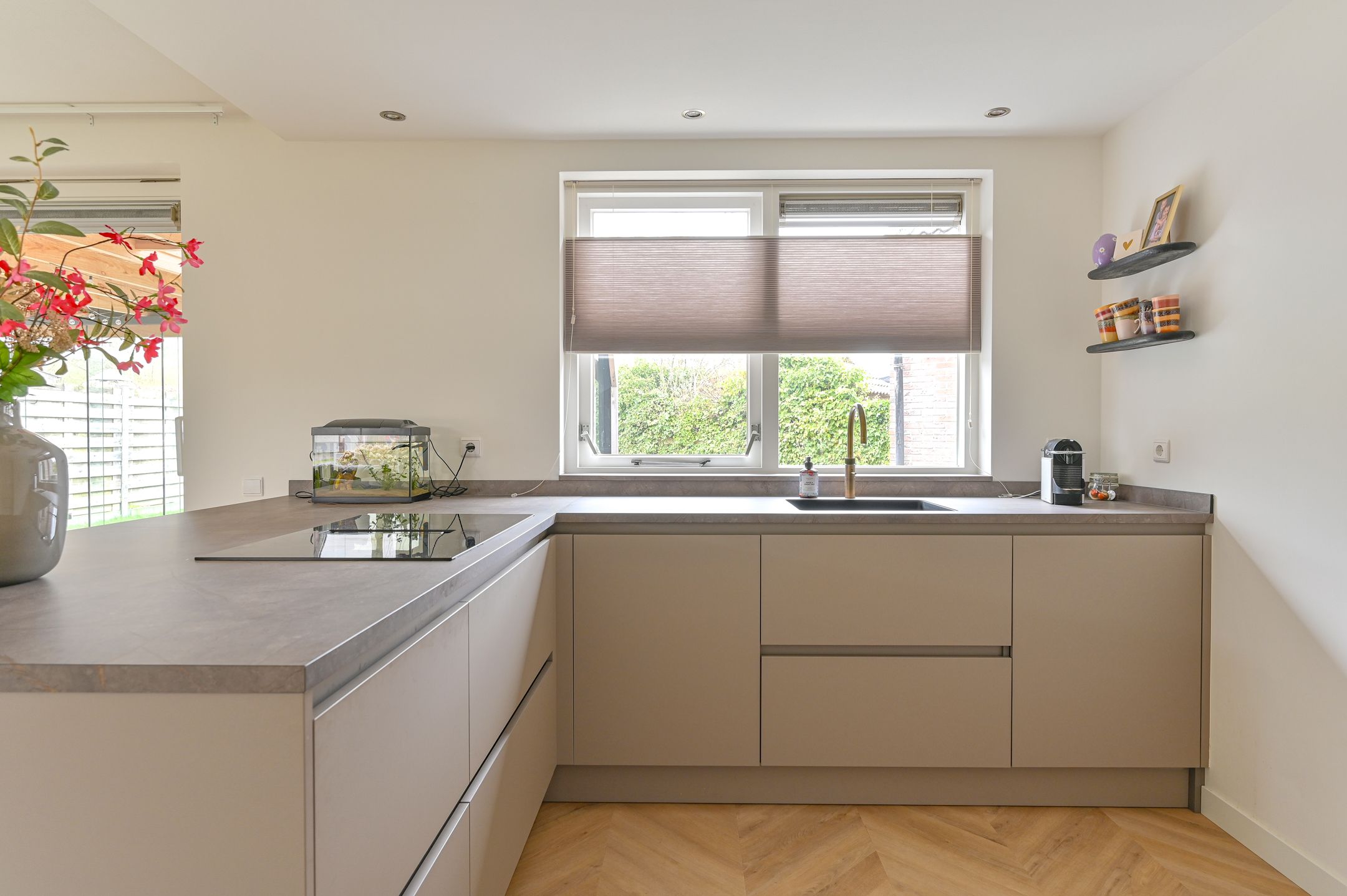 Foto 18 van Hoveniersland 28