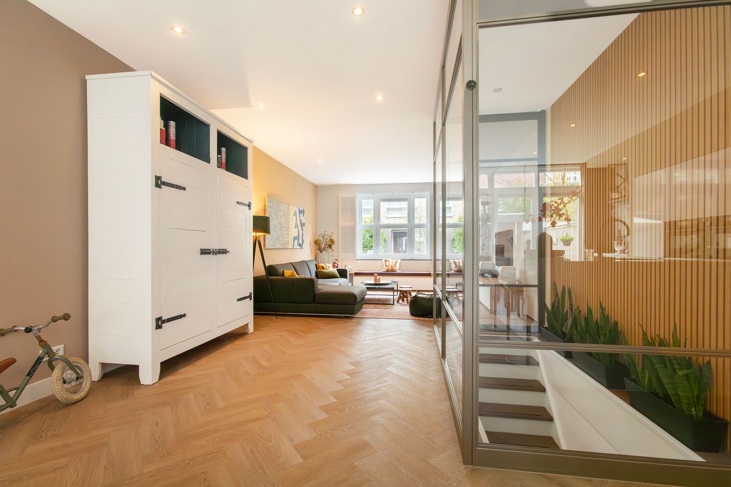 Foto 10 van Uithoornstraat 27-H