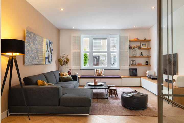 Uithoornstraat 27-H main image