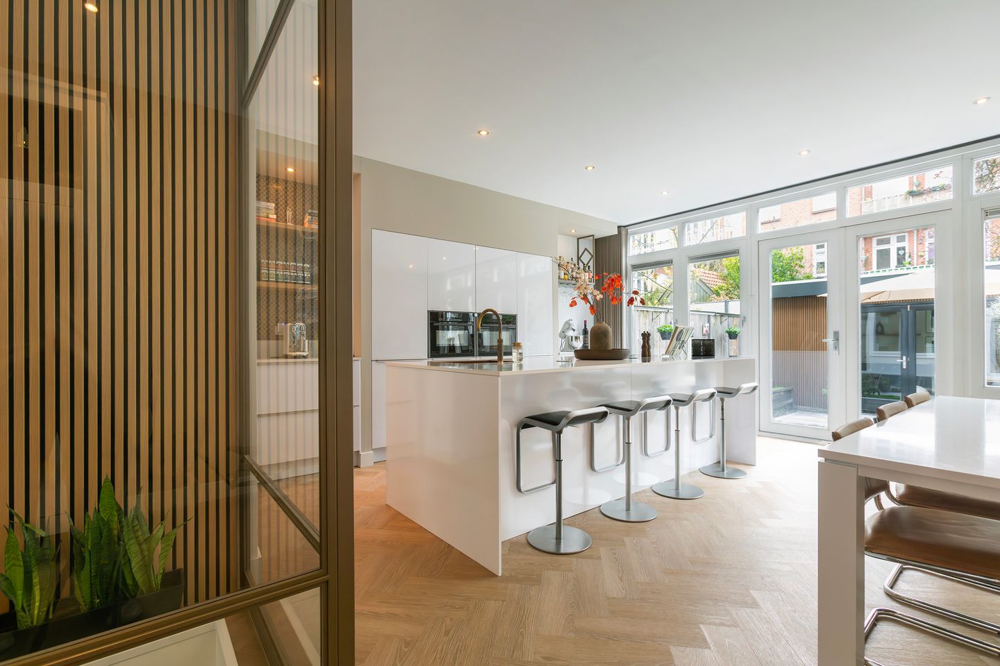 Foto 14 van Uithoornstraat 27-H