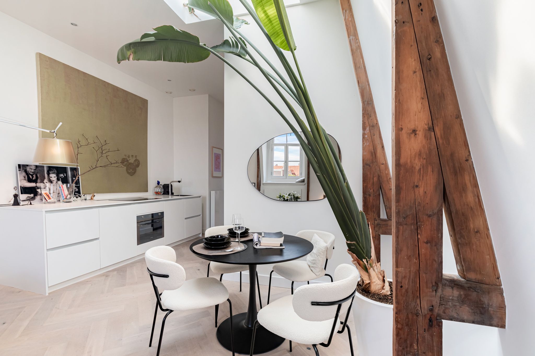 Photo 9 of Marnixstraat 240-D