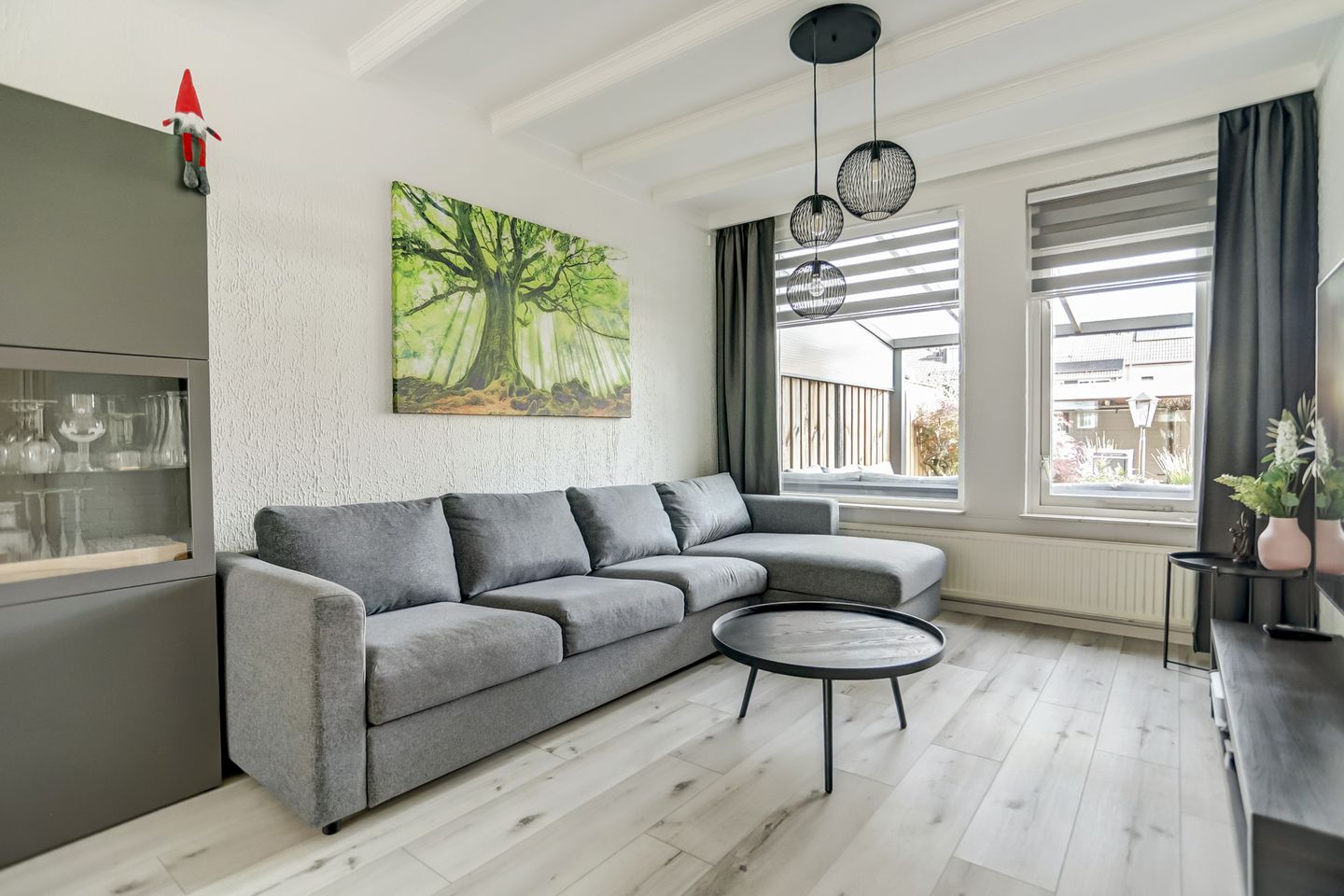Foto 4 van Annecyhof 8