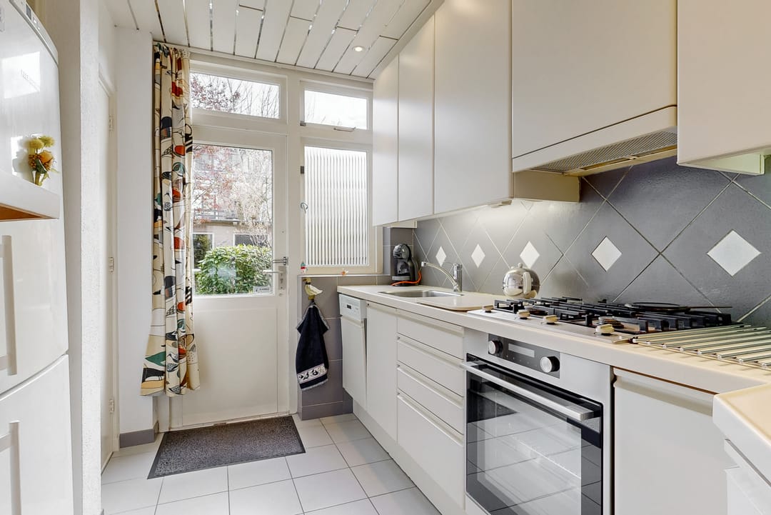 Photo 11 of Witte de Withlaan 22