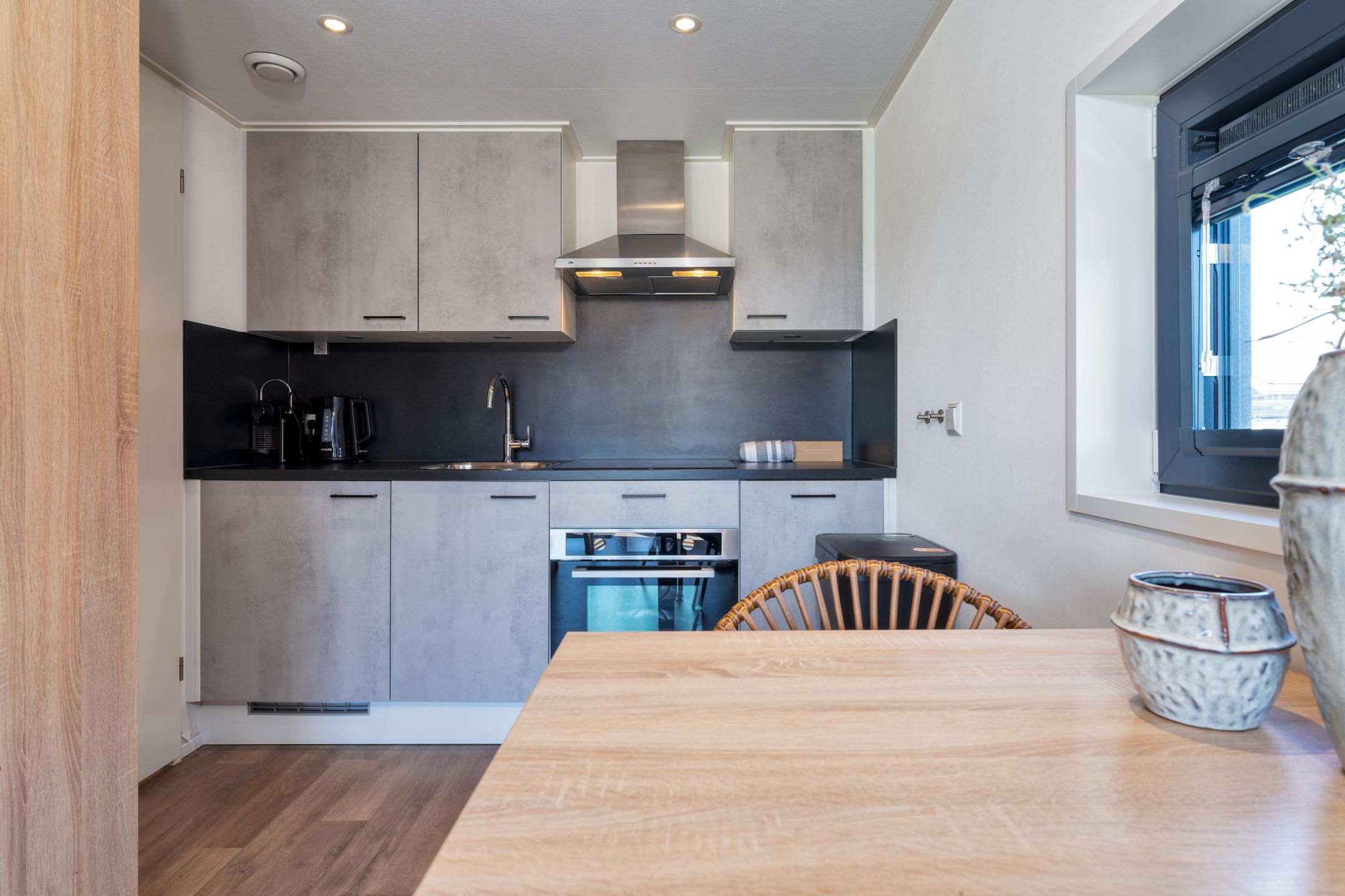 1-bedroom freehold villa in Nieuwvliet — photo 3 of 5