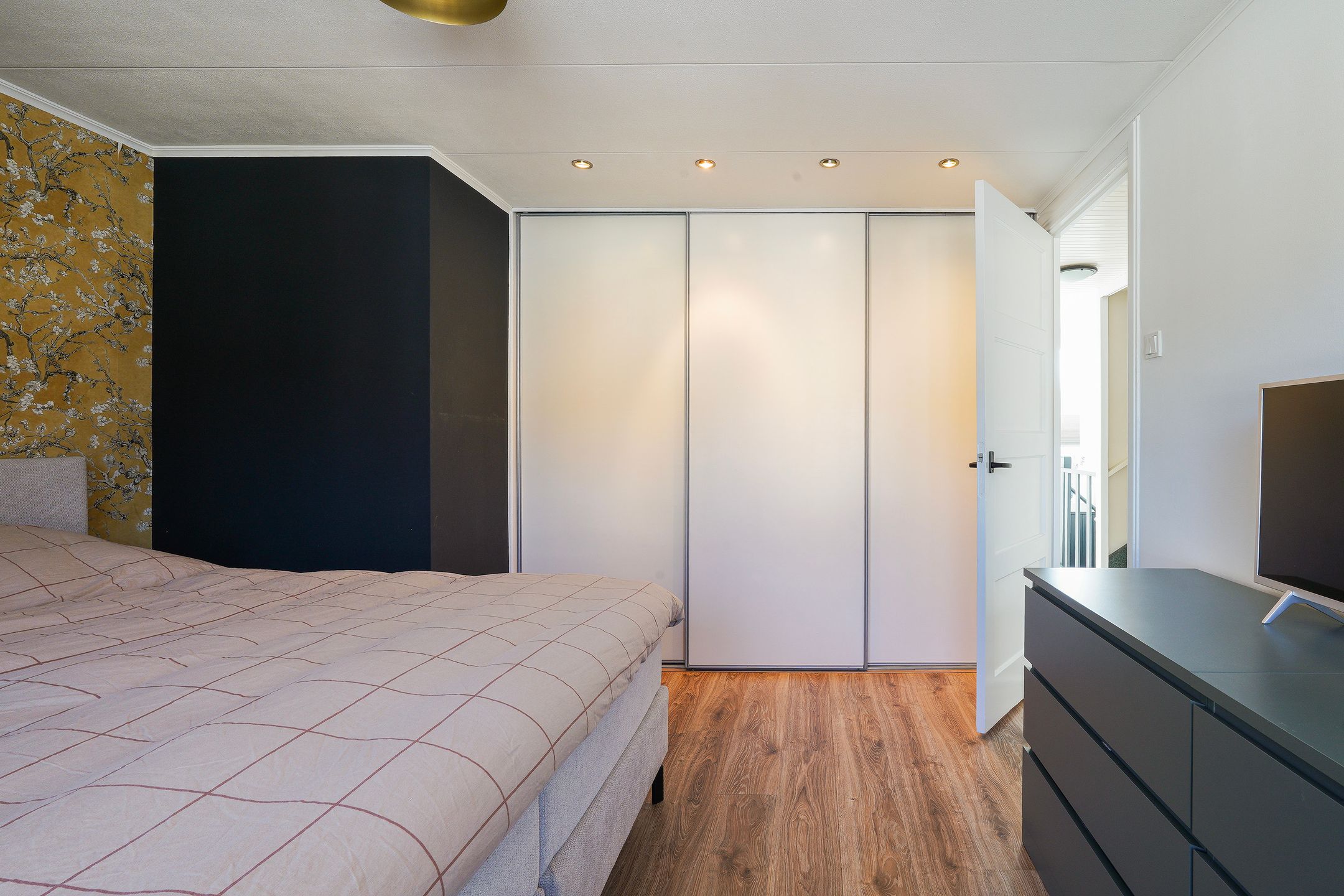 Foto 33 van Leenherenstraat 74