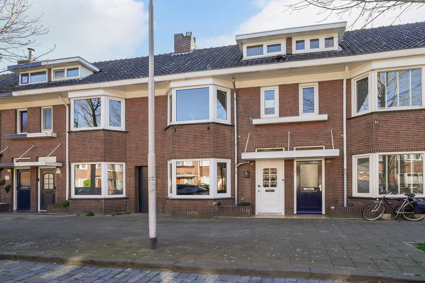 Foto 10 van Leenherenstraat 74