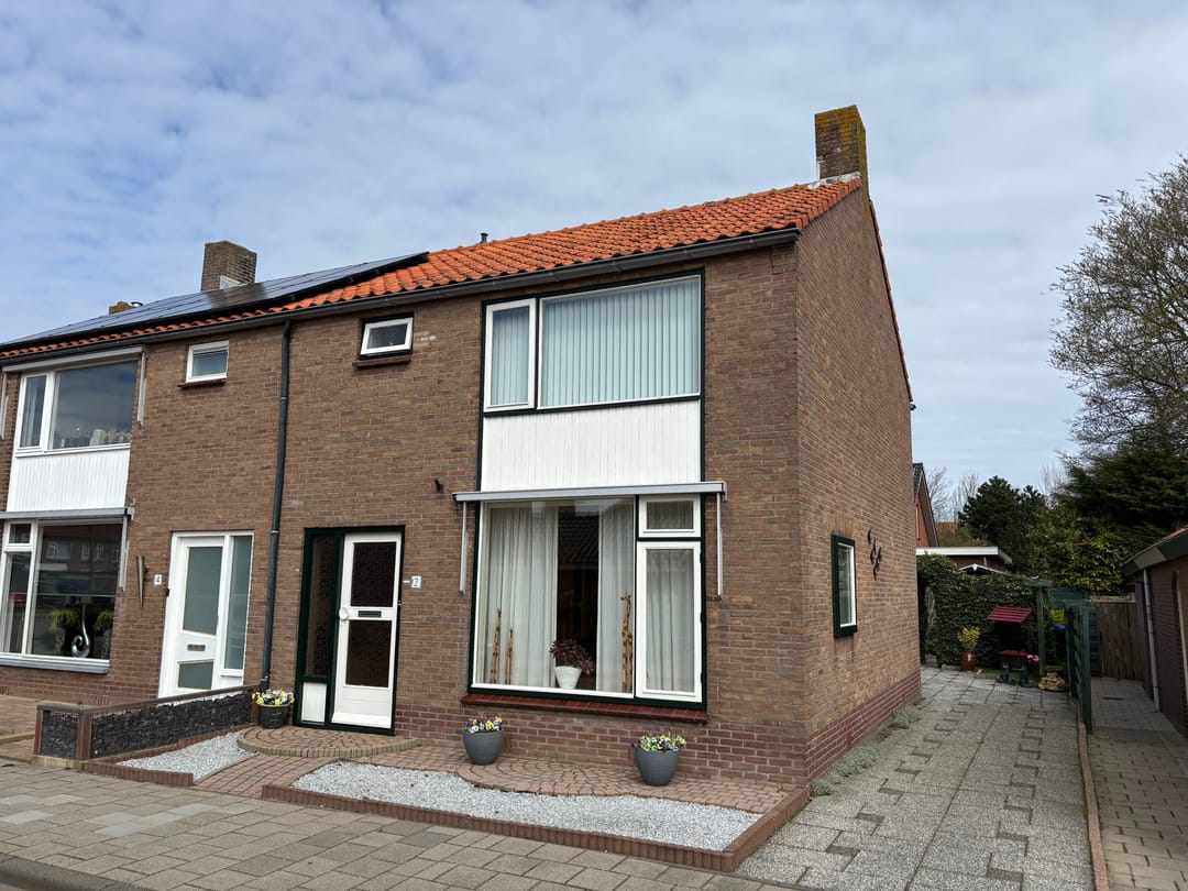 Photo 1 of Deltastraat 2