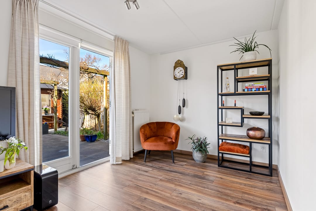 Photo 11 of Leendert Valstarstraat 19