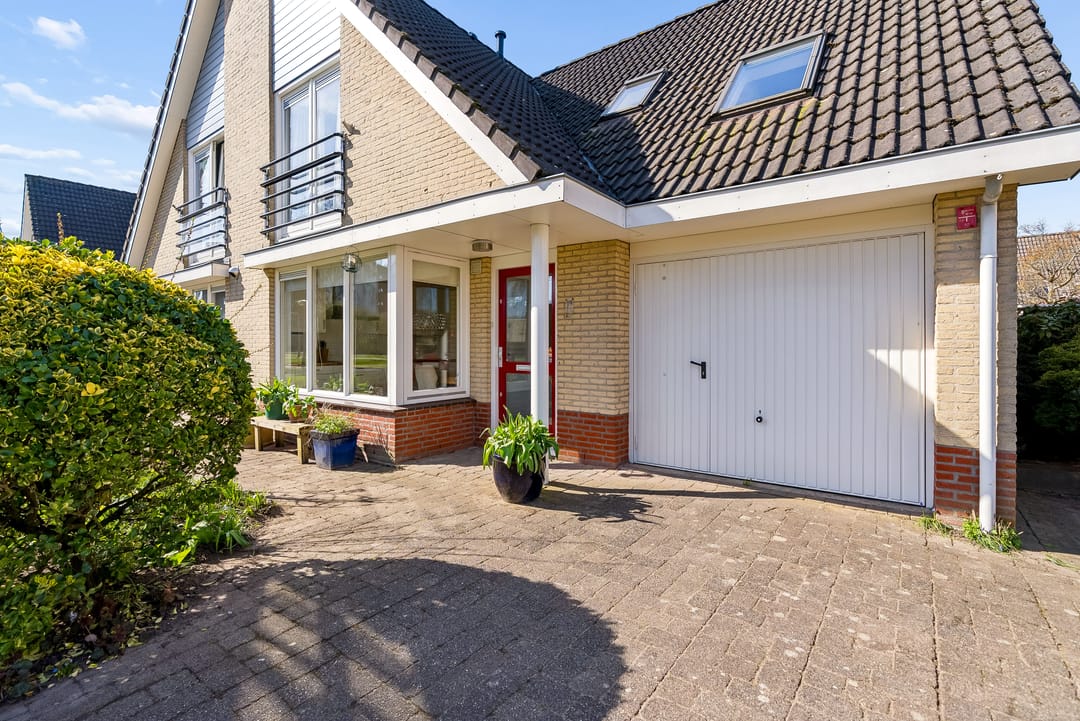 Photo 52 of Leendert Valstarstraat 19