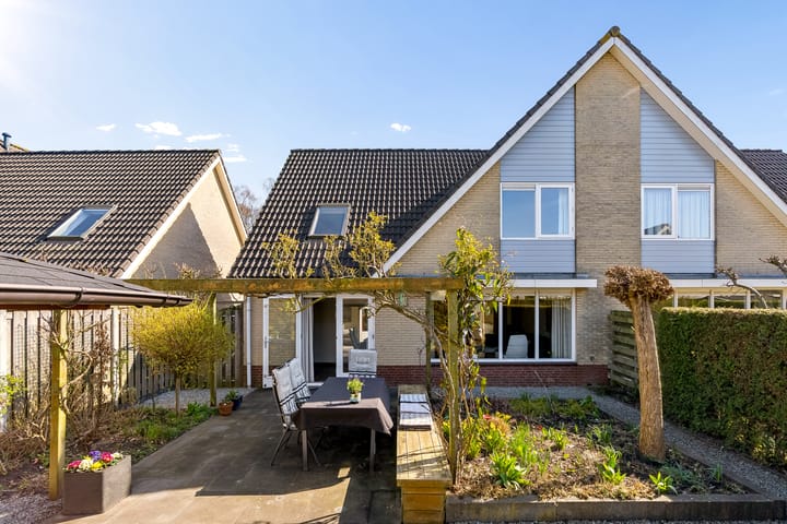 Photo 3 of Leendert Valstarstraat 19