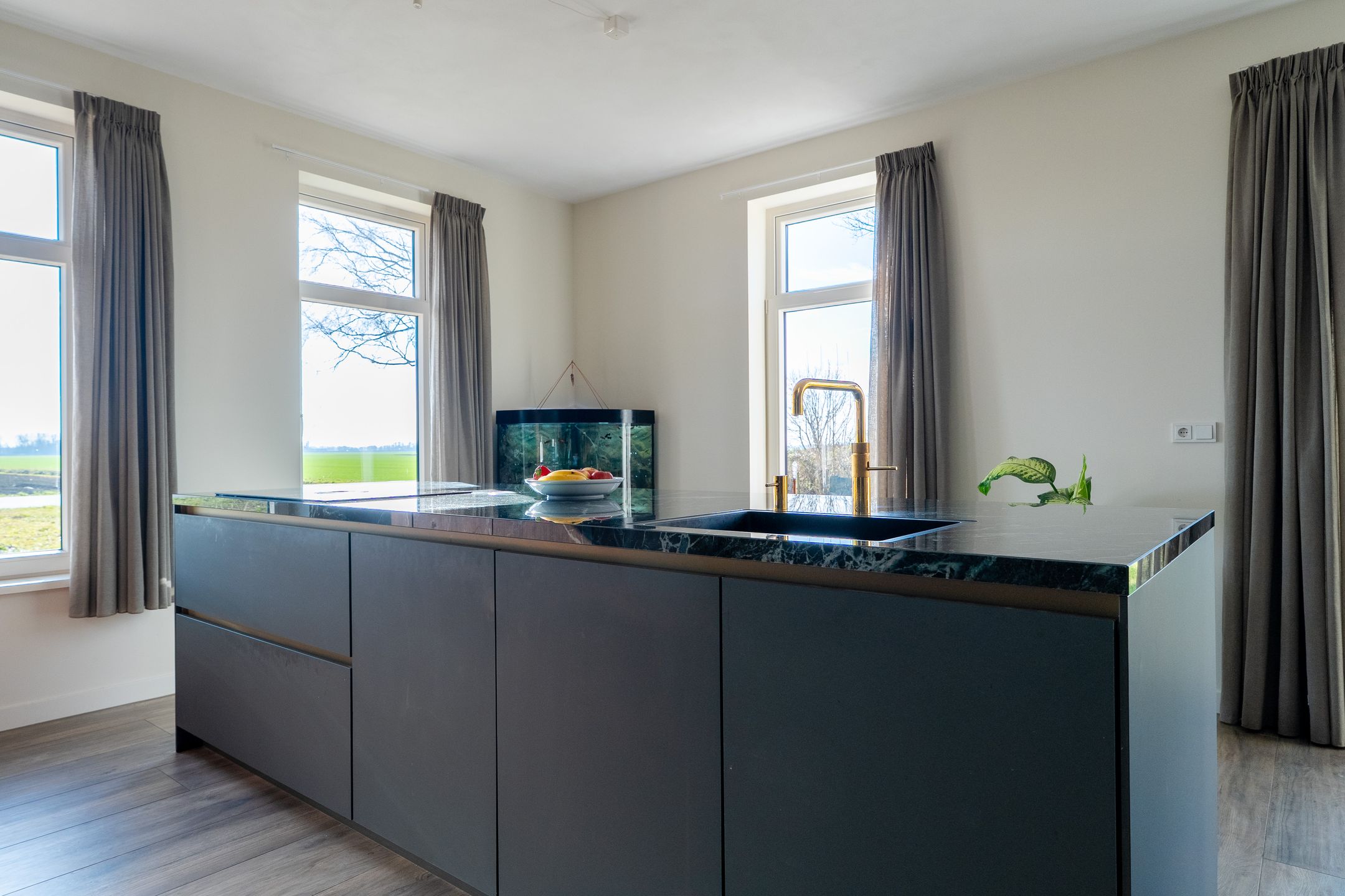 Foto 33 van Hoofdweg 91