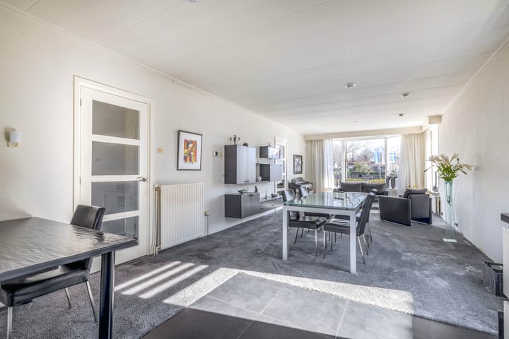 Vrijstaande woning te koop: Semskade 107, Stadskanaal