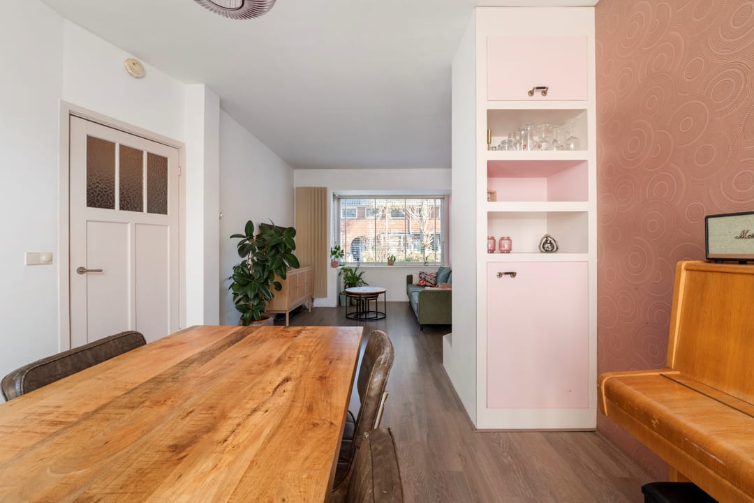 Photo 8 of Buys Ballotstraat 22