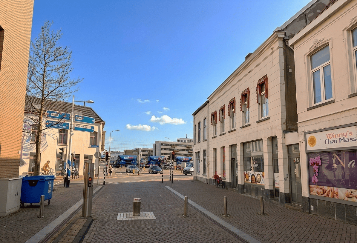 Bekijk foto 5 van Markt 86