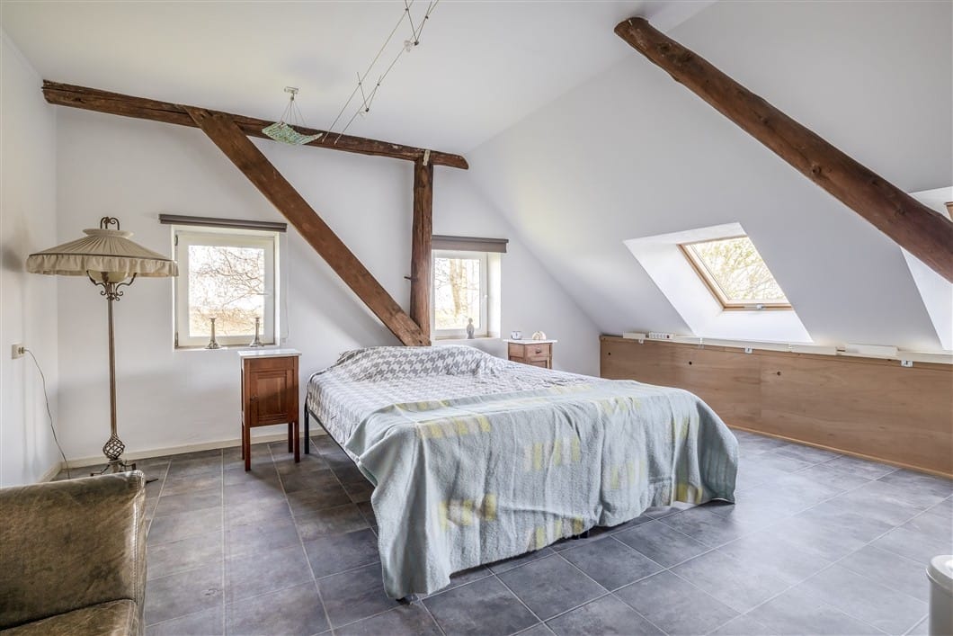 Photo 40 of Numero Dertien 8