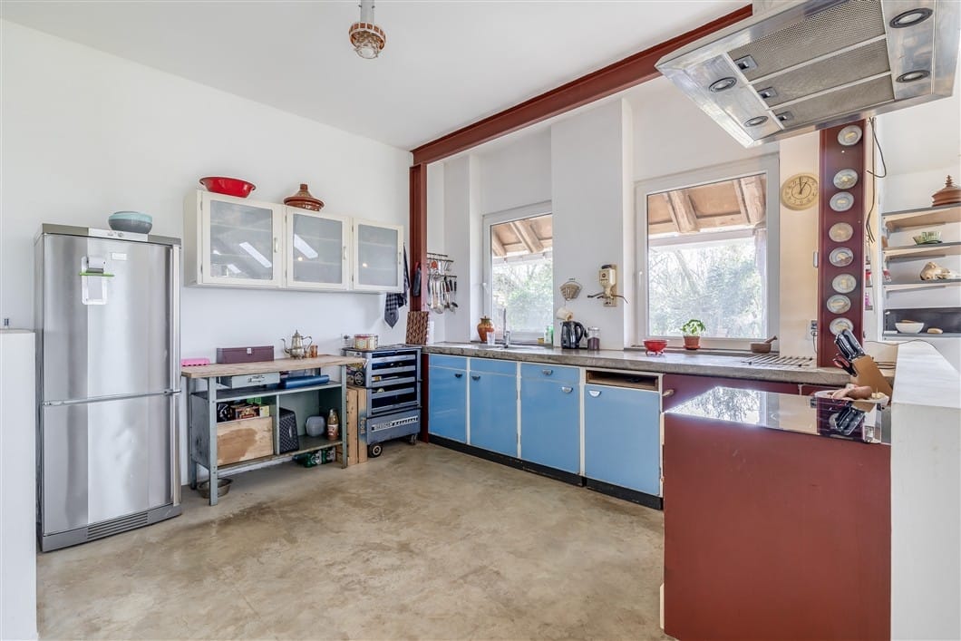 Photo 20 of Numero Dertien 8