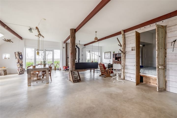 Photo 3 of Numero Dertien 8