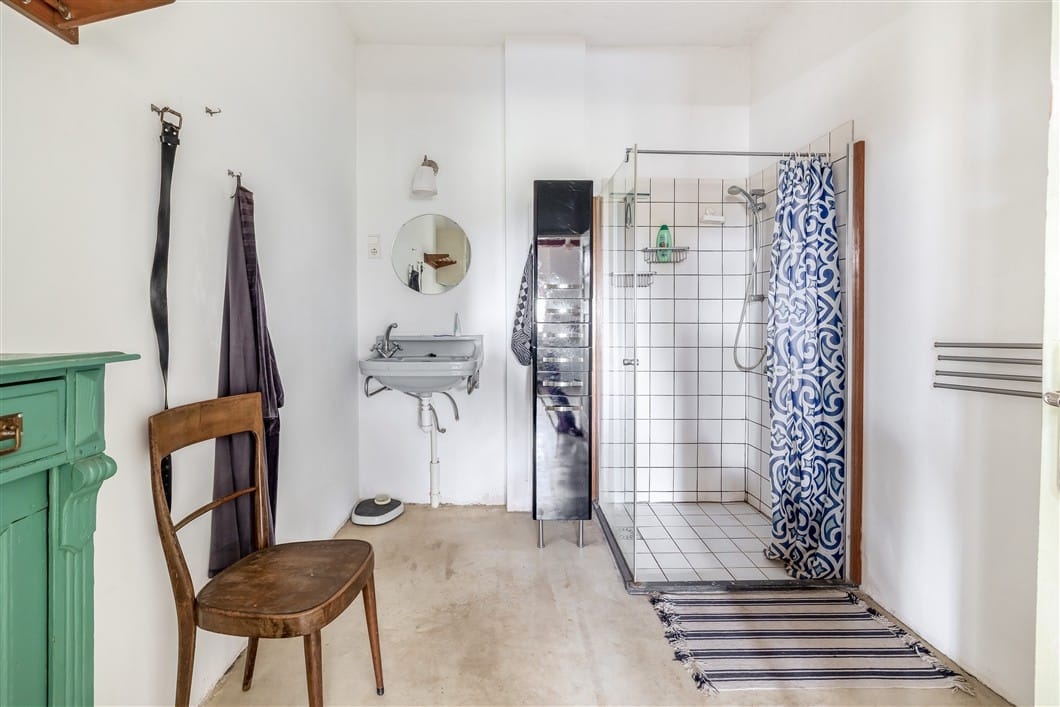 Photo 25 of Numero Dertien 8