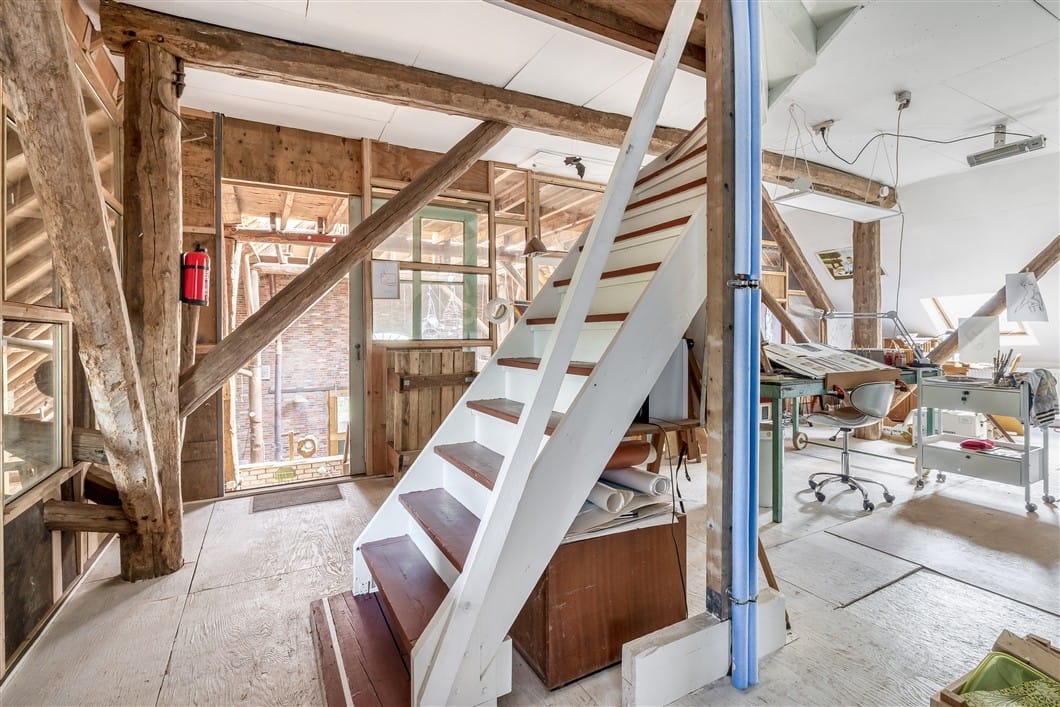 Photo 53 of Numero Dertien 8