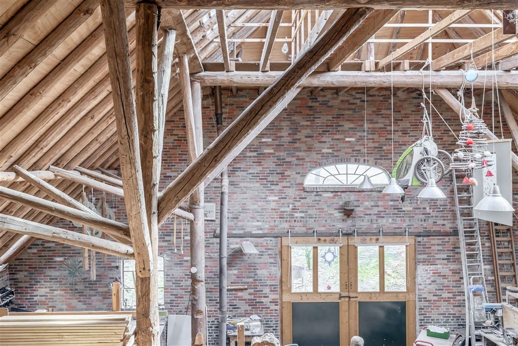 Photo 59 of Numero Dertien 8