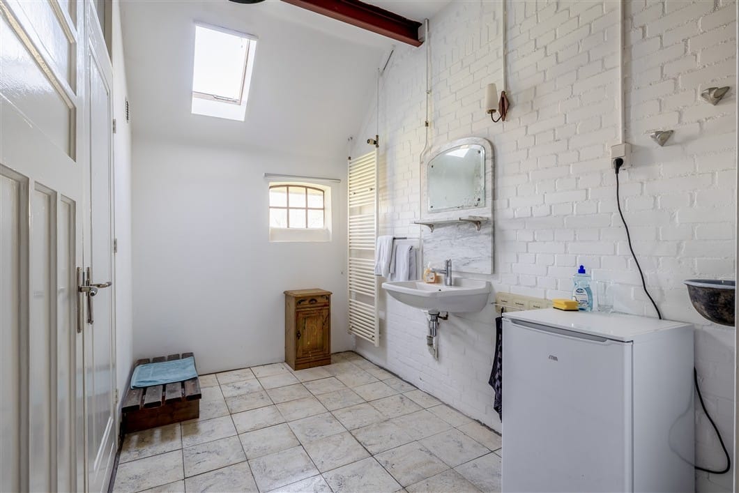 Photo 75 of Numero Dertien 8