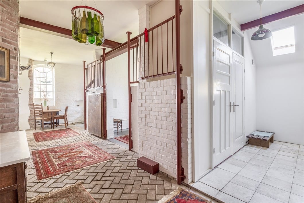 Photo 74 of Numero Dertien 8