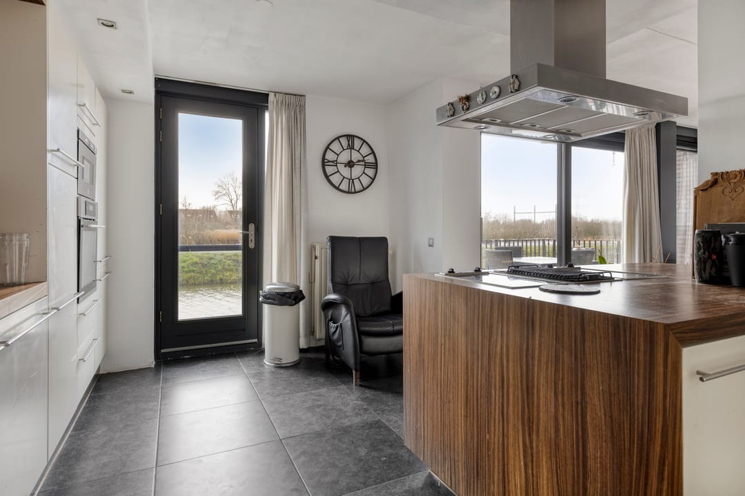 Foto 11 van Waterweegbree 189