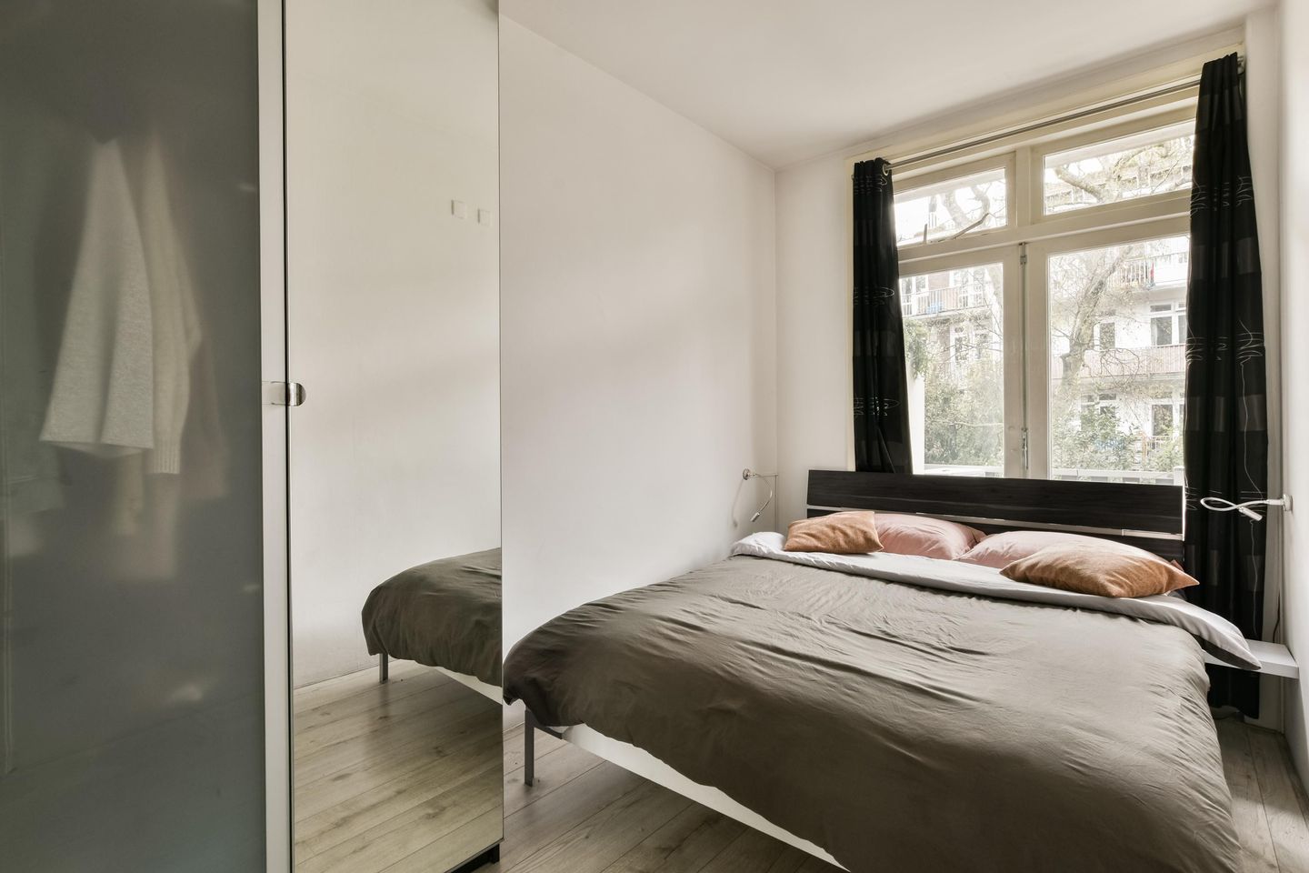 Photo 10 of Geuzenkade 24-1