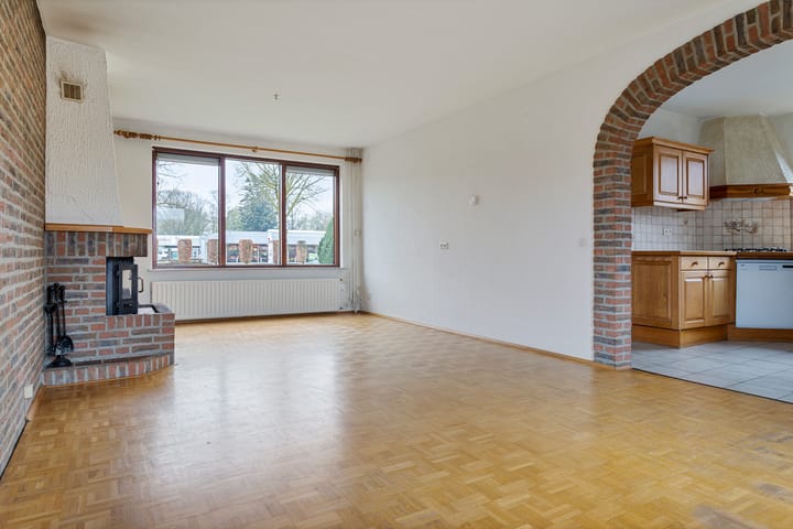 Photo 4 of Monseigneur Geurtsstraat 3