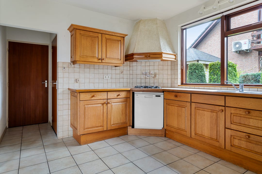 Photo 11 of Monseigneur Geurtsstraat 3