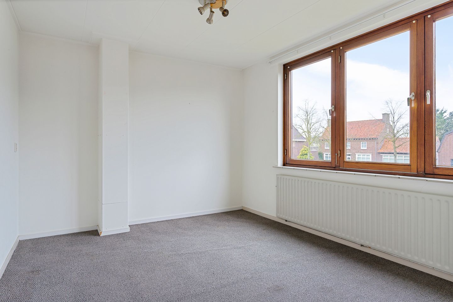 Photo 20 of Monseigneur Geurtsstraat 3