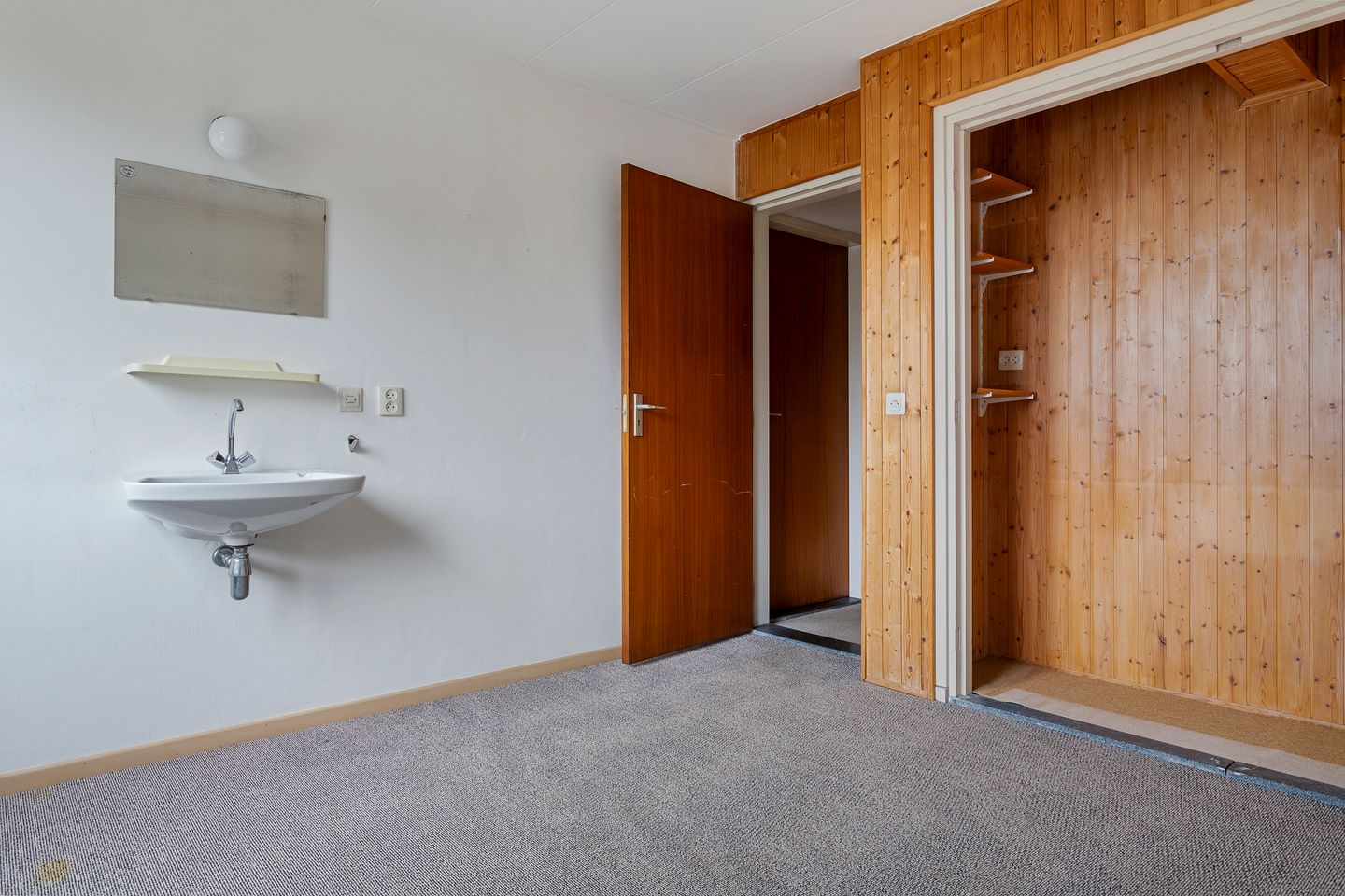 Photo 25 of Monseigneur Geurtsstraat 3