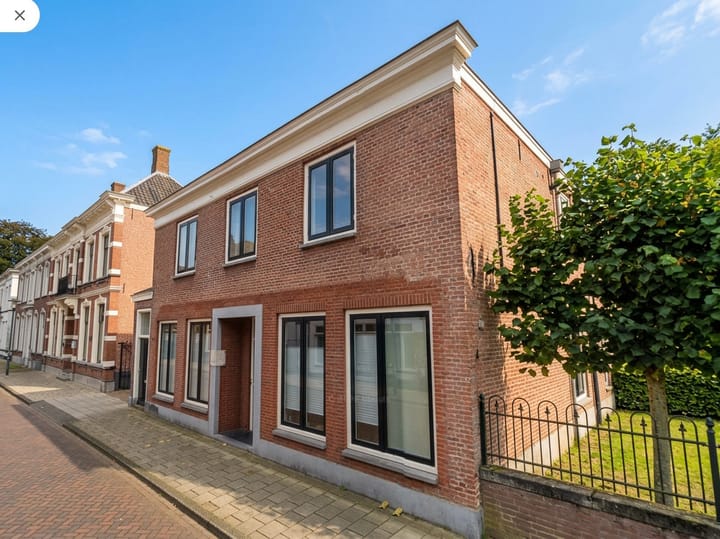 Grotestraat 142-a, Waalwijk