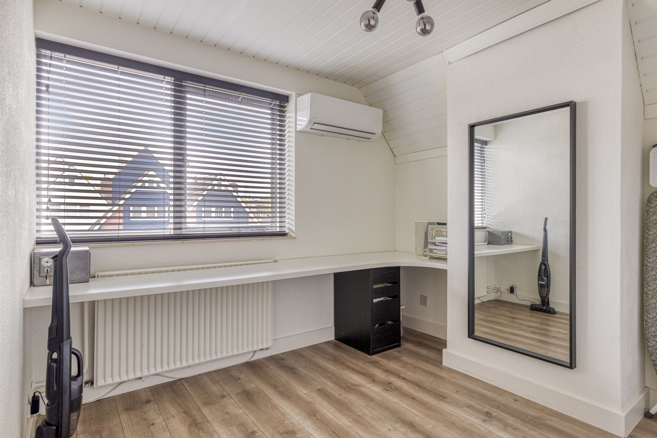 Foto 27 van Olieslager 4