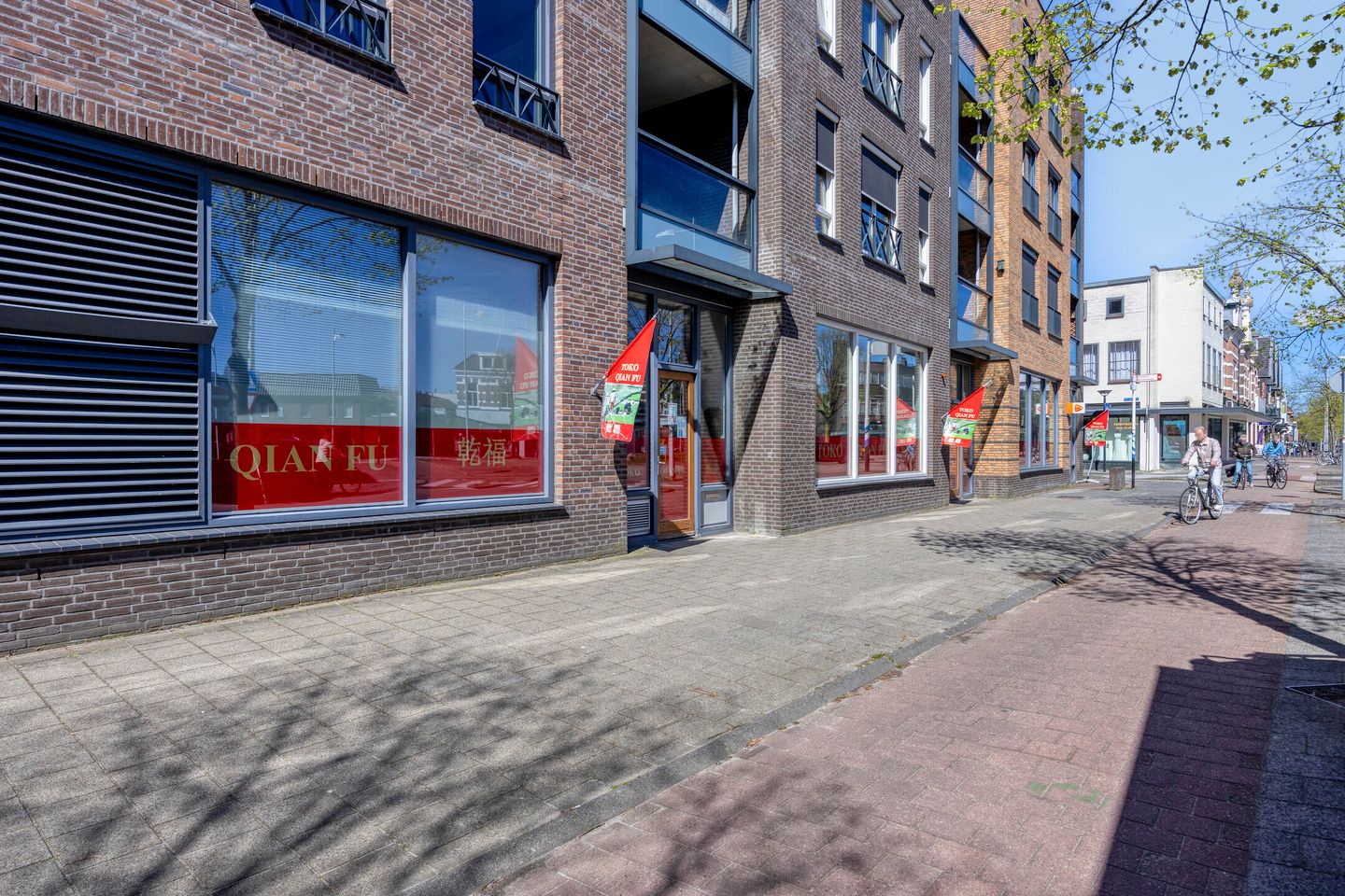 Bekijk foto 3 van Leusderweg 1-5