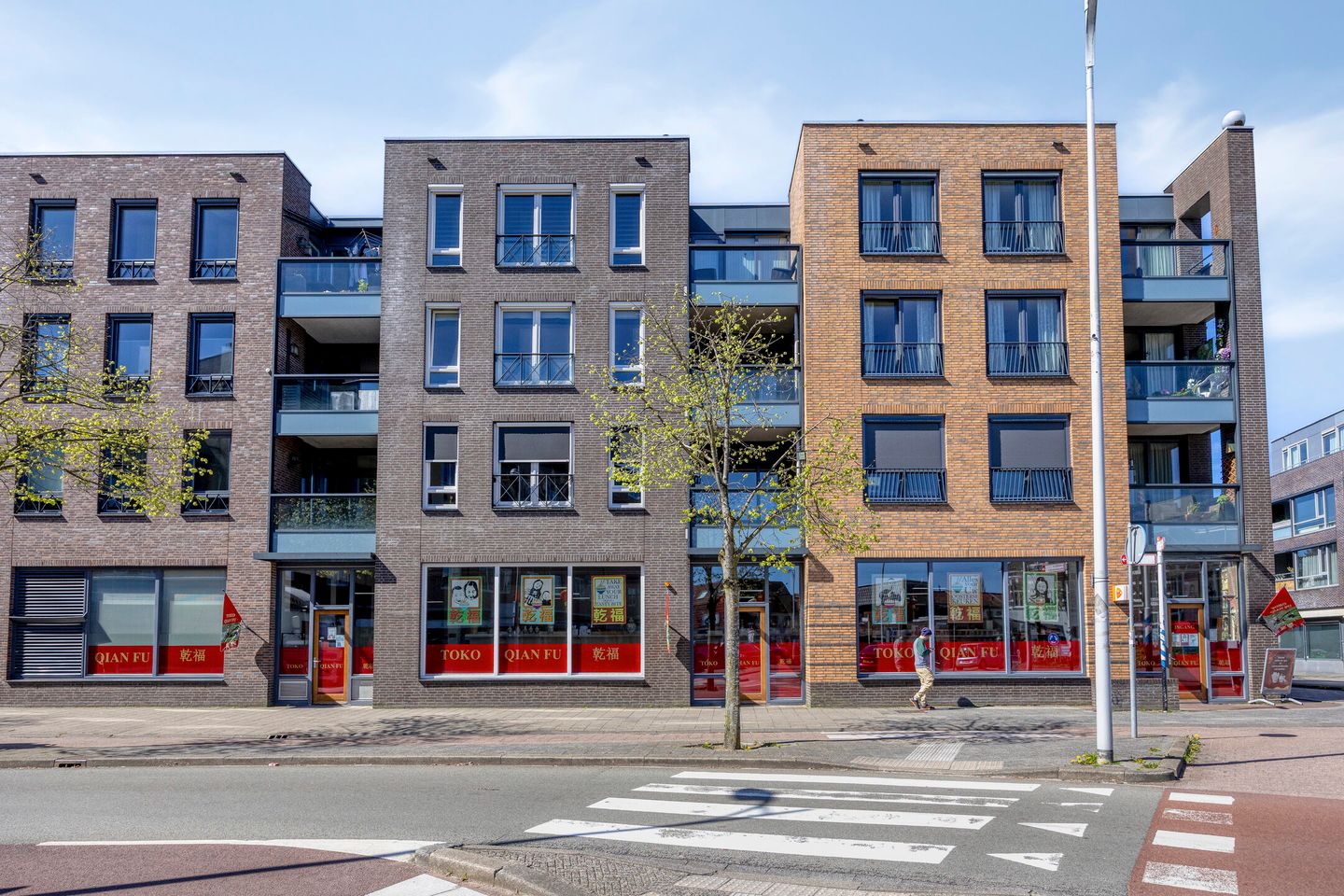 Bekijk foto 1 van Leusderweg 1-5