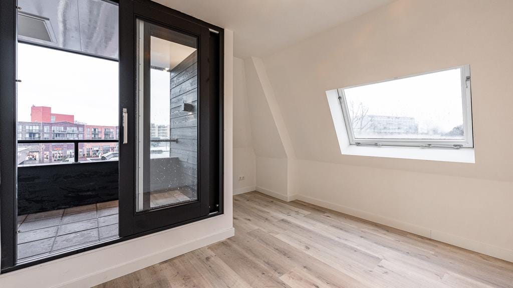 Foto 13 van Passage 13-A