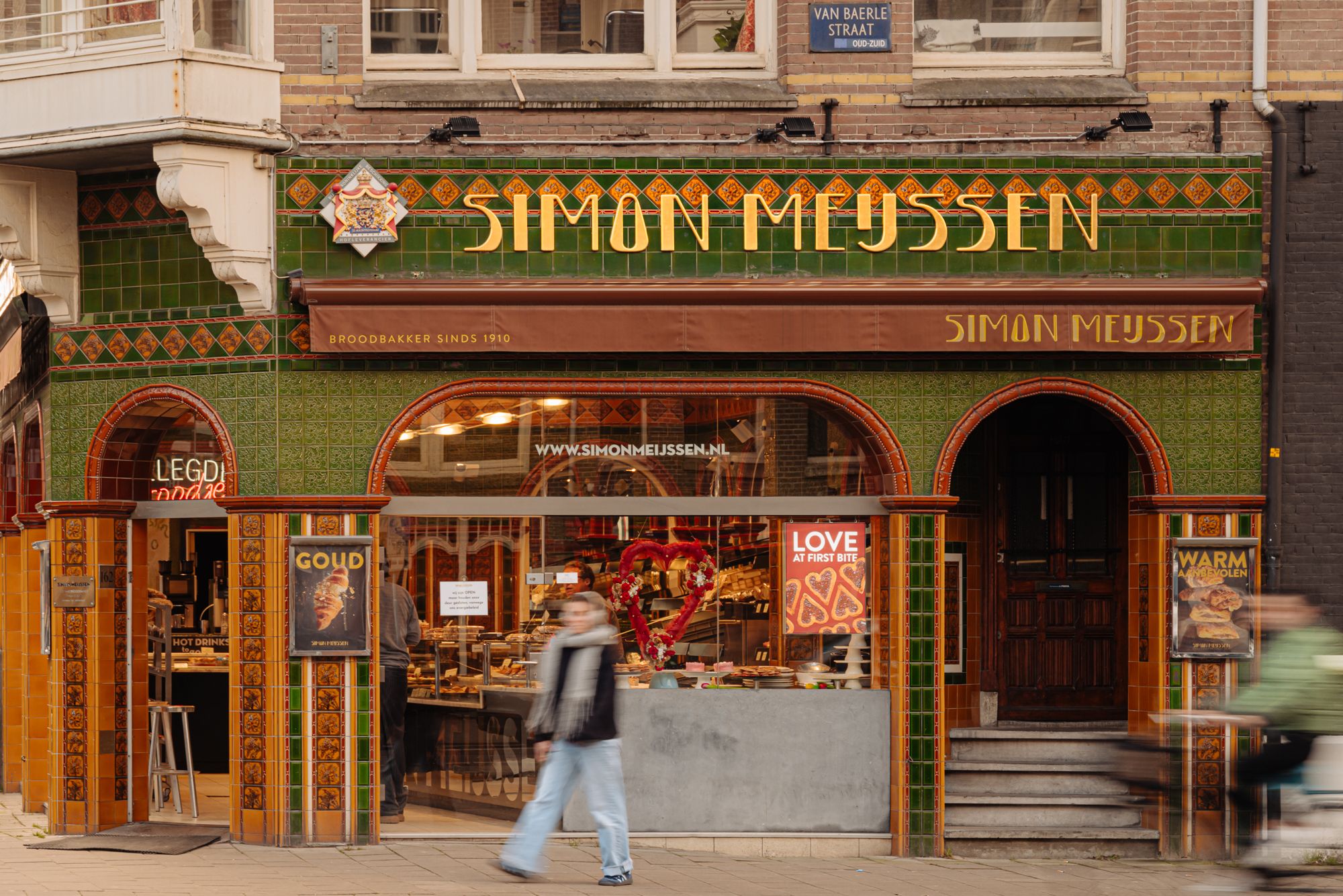 Photo 42 of Ruysdaelstraat 49-F4